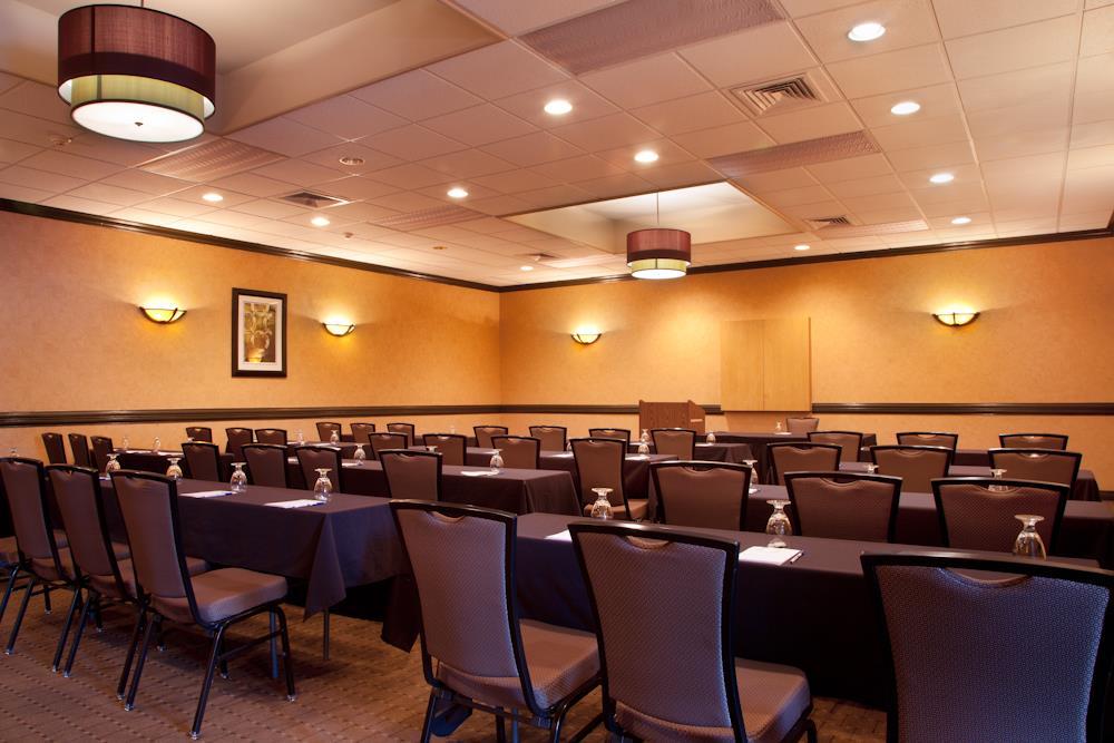 Clarion Inn North Haven Удобства фото